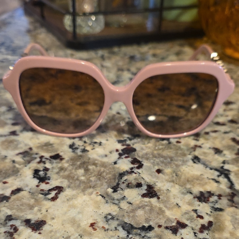 Burberry B4389-F Pink Oversized Sunglasses ( Read Description)